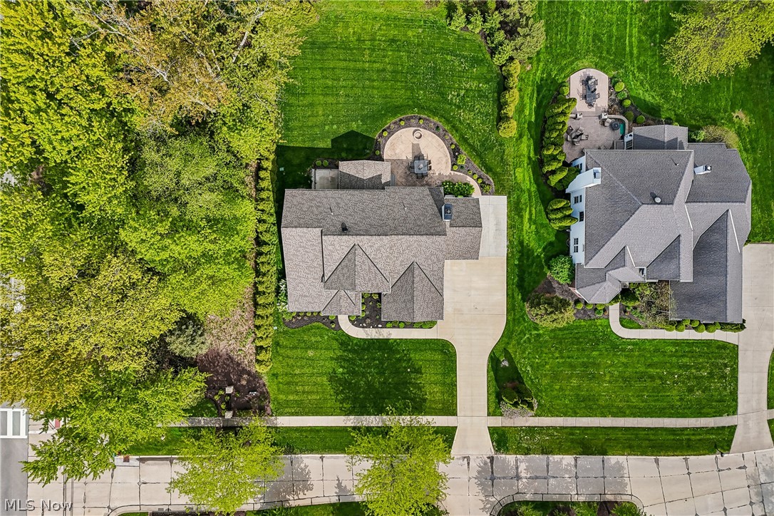 513 Legends Row Avon Lake OH 44012