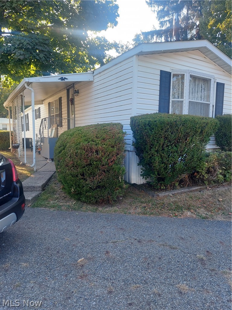 1263 Los Angeles Boulevard NW North Canton OH 44720