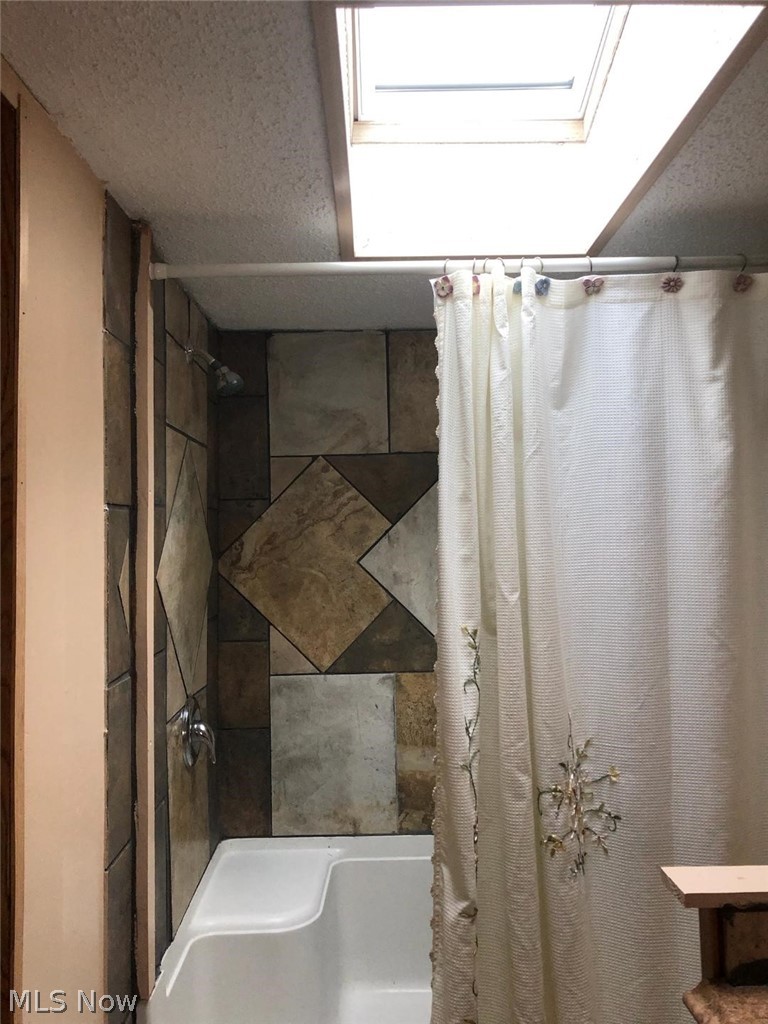 1263 Los Angeles Boulevard NW North Canton OH 44720