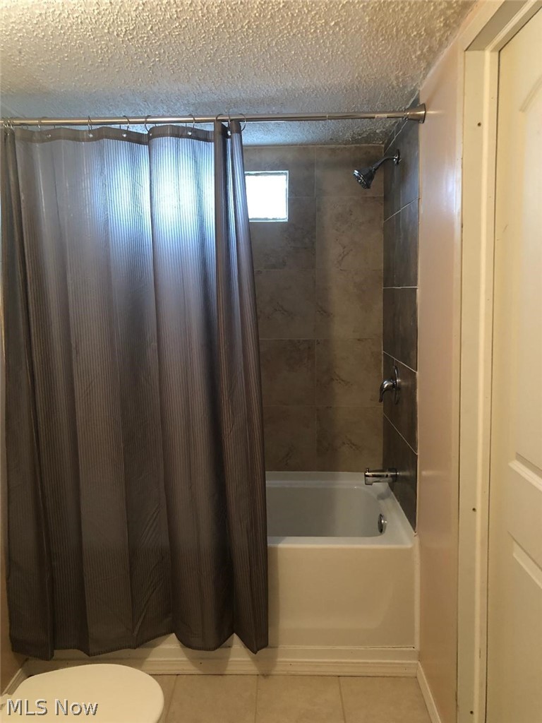 1263 Los Angeles Boulevard NW North Canton OH 44720