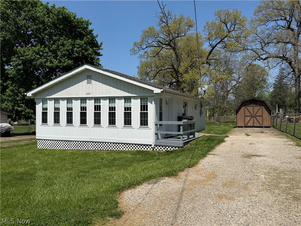 624 Cemetery Street Coshocton OH 43812