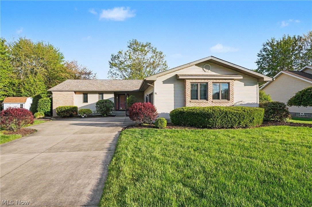 358 Tessa Place Cortland OH 44410