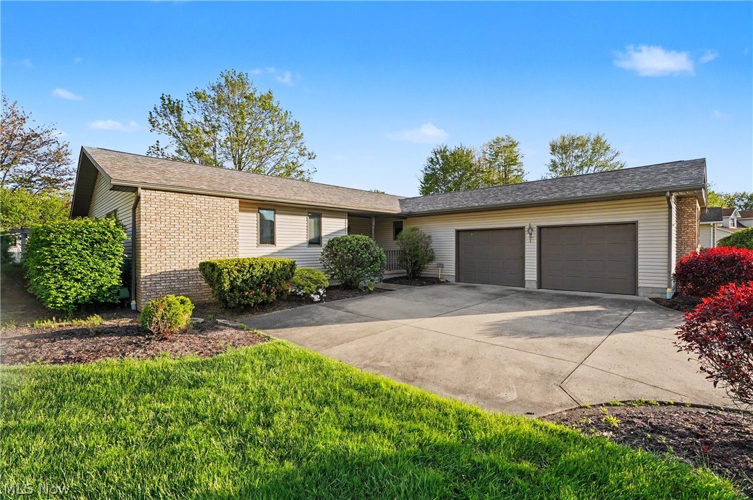 358 Tessa Place Cortland OH 44410