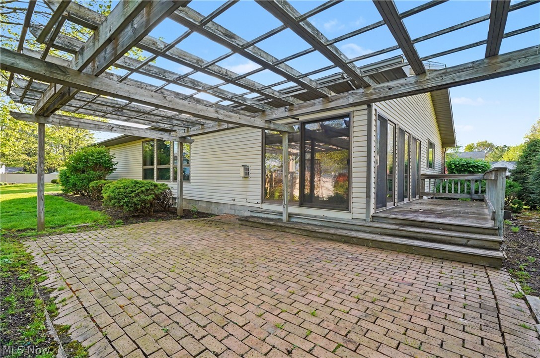 358 Tessa Place Cortland OH 44410