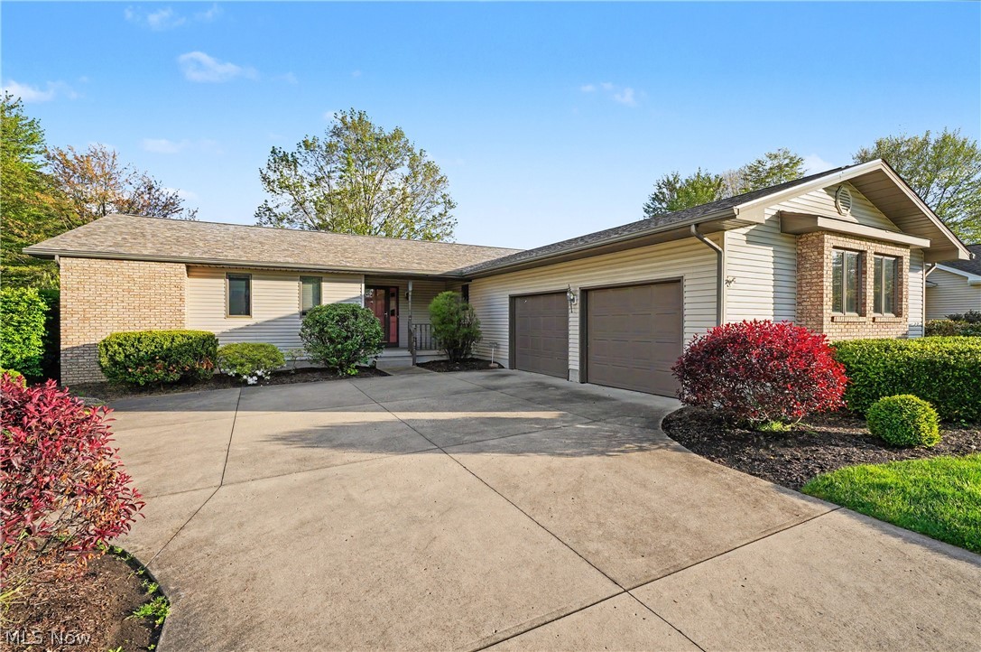 358 Tessa Place Cortland OH 44410