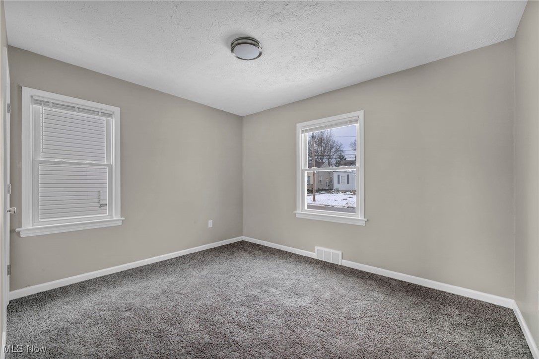 1677 Mapledale Road Wickliffe OH 44092