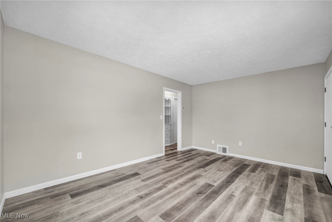1677 Mapledale Road Wickliffe OH 44092