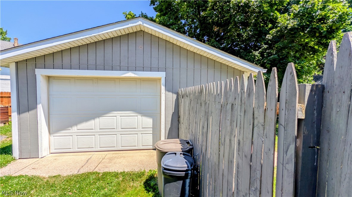 131 Grove Drive Ashtabula OH 44004