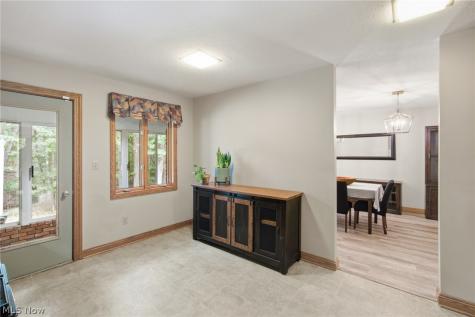 559 Houghton Road Sagamore Hills OH 44067