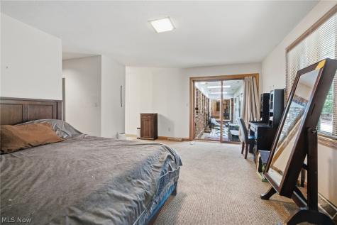 559 Houghton Road Sagamore Hills OH 44067