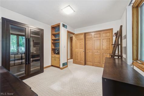 559 Houghton Road Sagamore Hills OH 44067