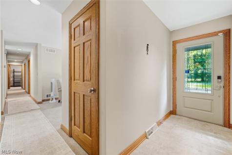 559 Houghton Road Sagamore Hills OH 44067