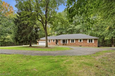 559 Houghton Road Sagamore Hills OH 44067