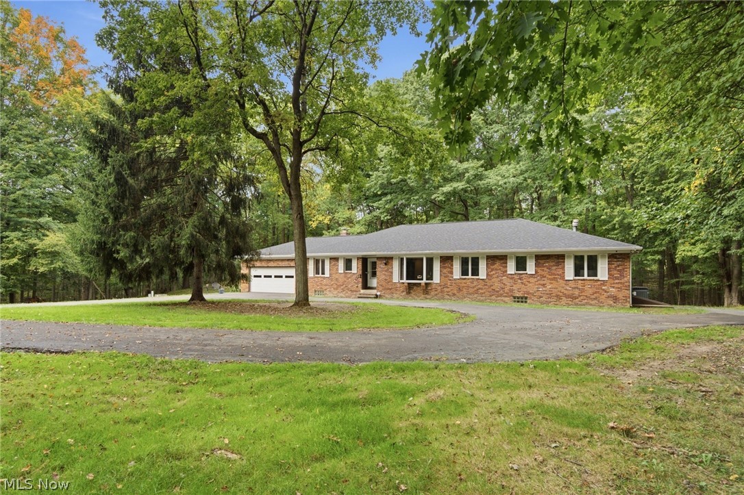 559 Houghton Road Sagamore Hills OH 44067