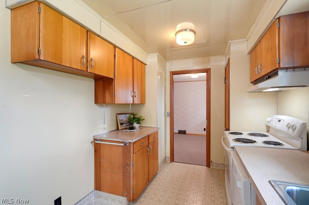 155 W Schultz Avenue Dalton OH 44618