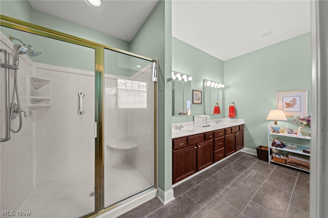 3918 Hedgewood Drive Medina OH 44256