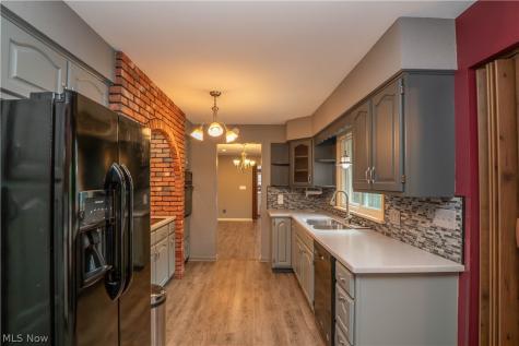 1718 Dexter Road NE Massillon OH 44646