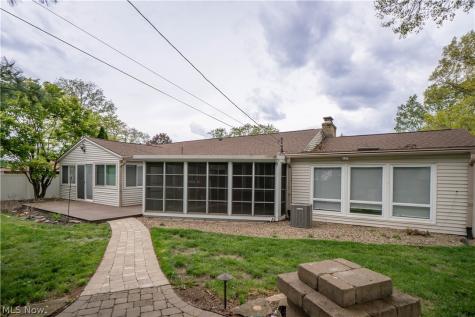 1718 Dexter Road NE Massillon OH 44646