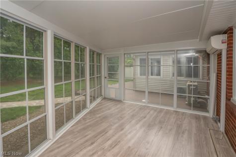 1718 Dexter Road NE Massillon OH 44646