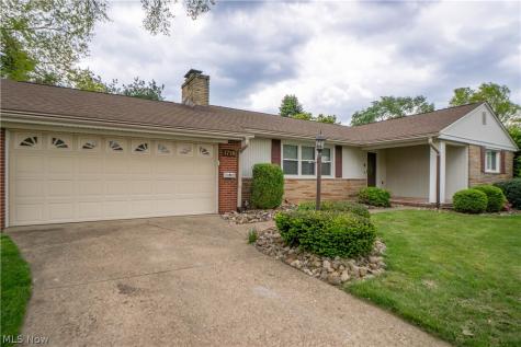 1718 Dexter Road NE Massillon OH 44646