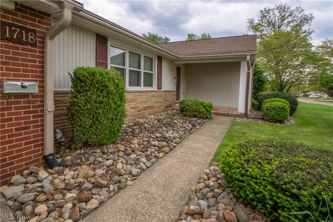 1718 Dexter Road NE Massillon OH 44646