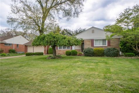 1718 Dexter Road NE Massillon OH 44646