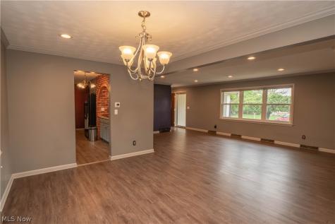 1718 Dexter Road NE Massillon OH 44646