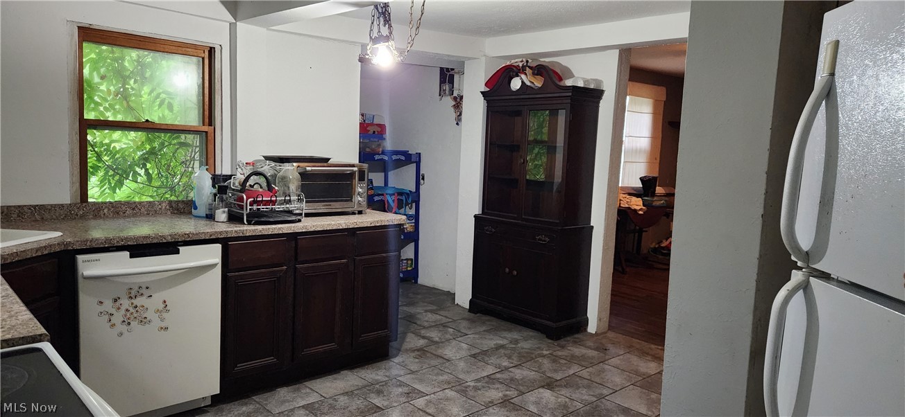 2543 Mcmackin Road Madison OH 44057