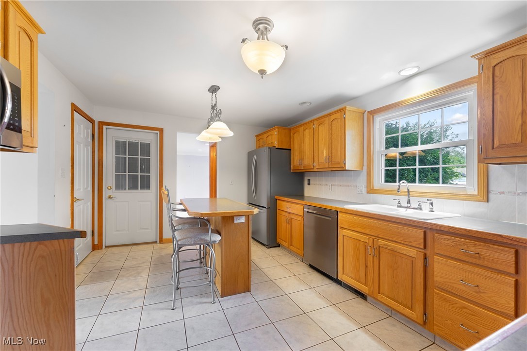 943 Dravis Street Girard OH 44420