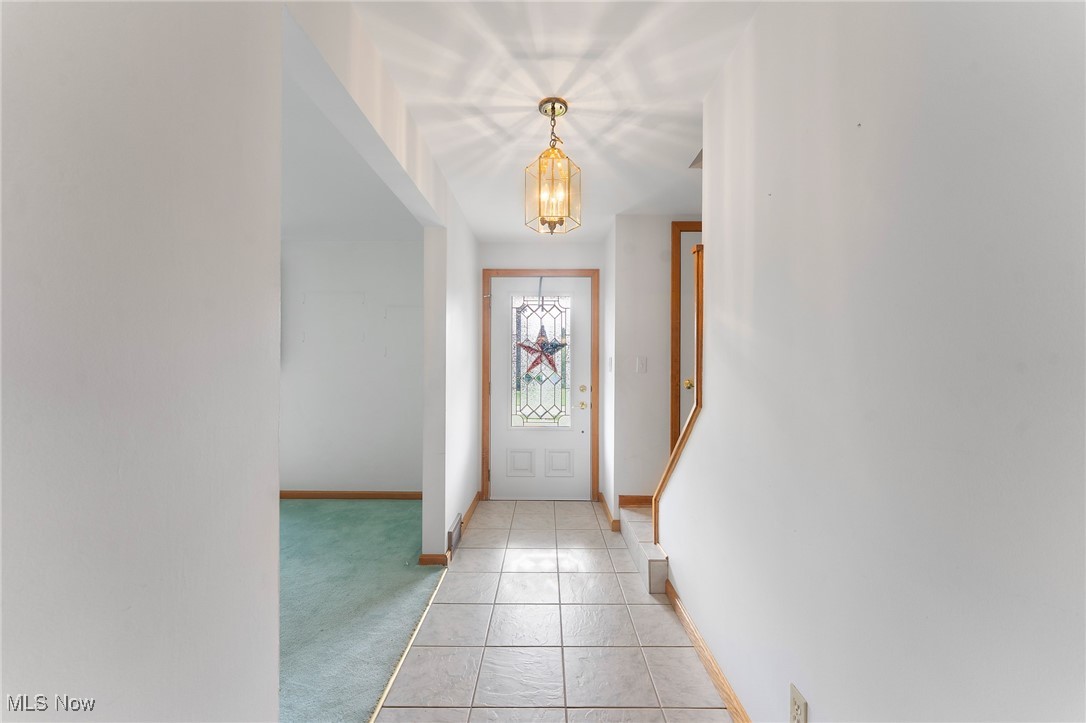 943 Dravis Street Girard OH 44420