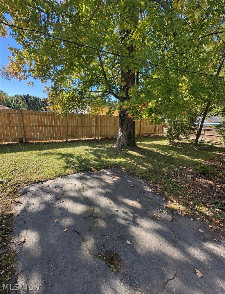 330 Inwood Boulevard Avon Lake OH 44012