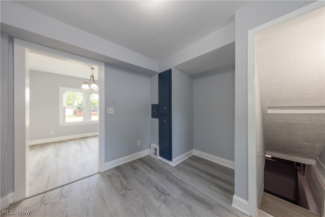 1677 Hillview Road Cleveland OH 44112