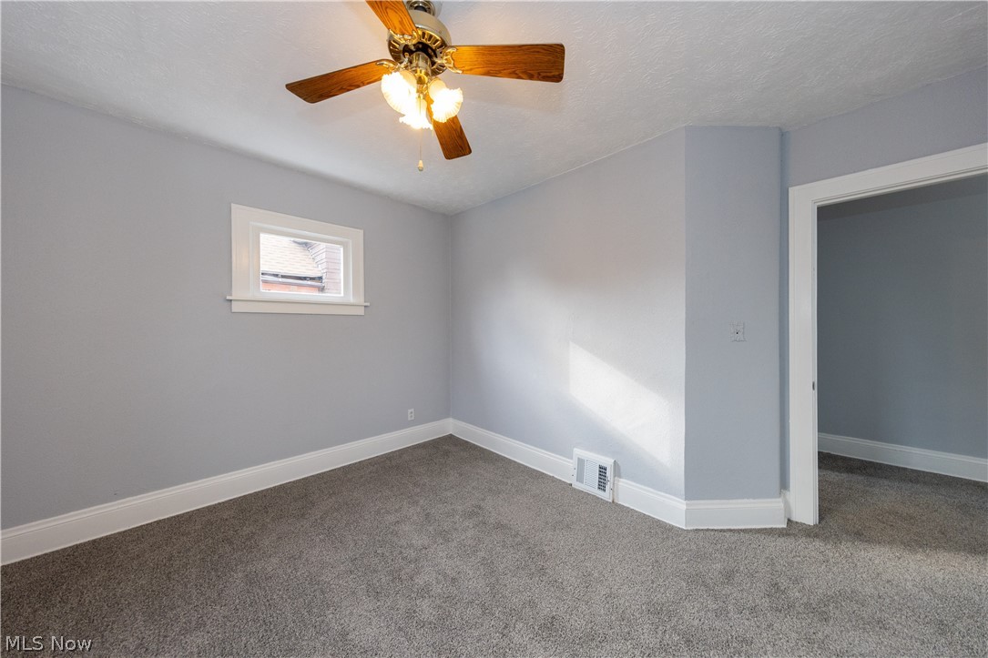 1677 Hillview Road Cleveland OH 44112