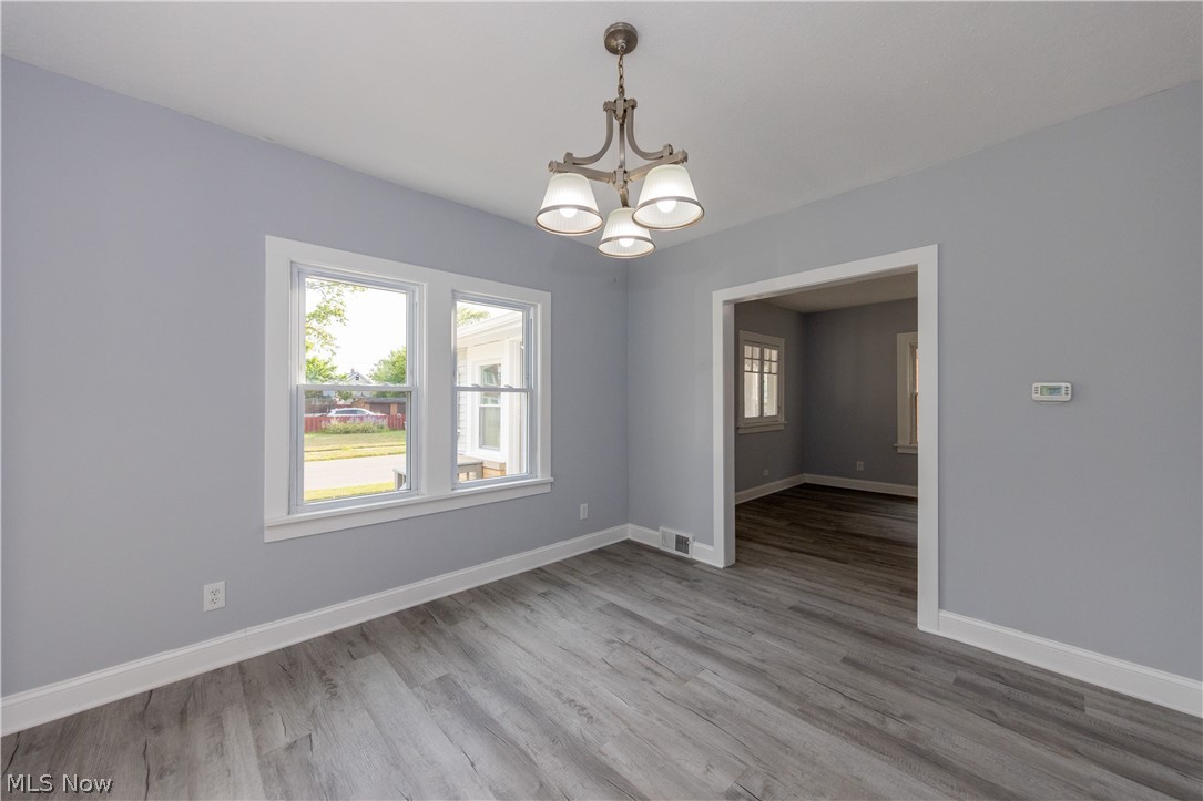 1677 Hillview Road Cleveland OH 44112