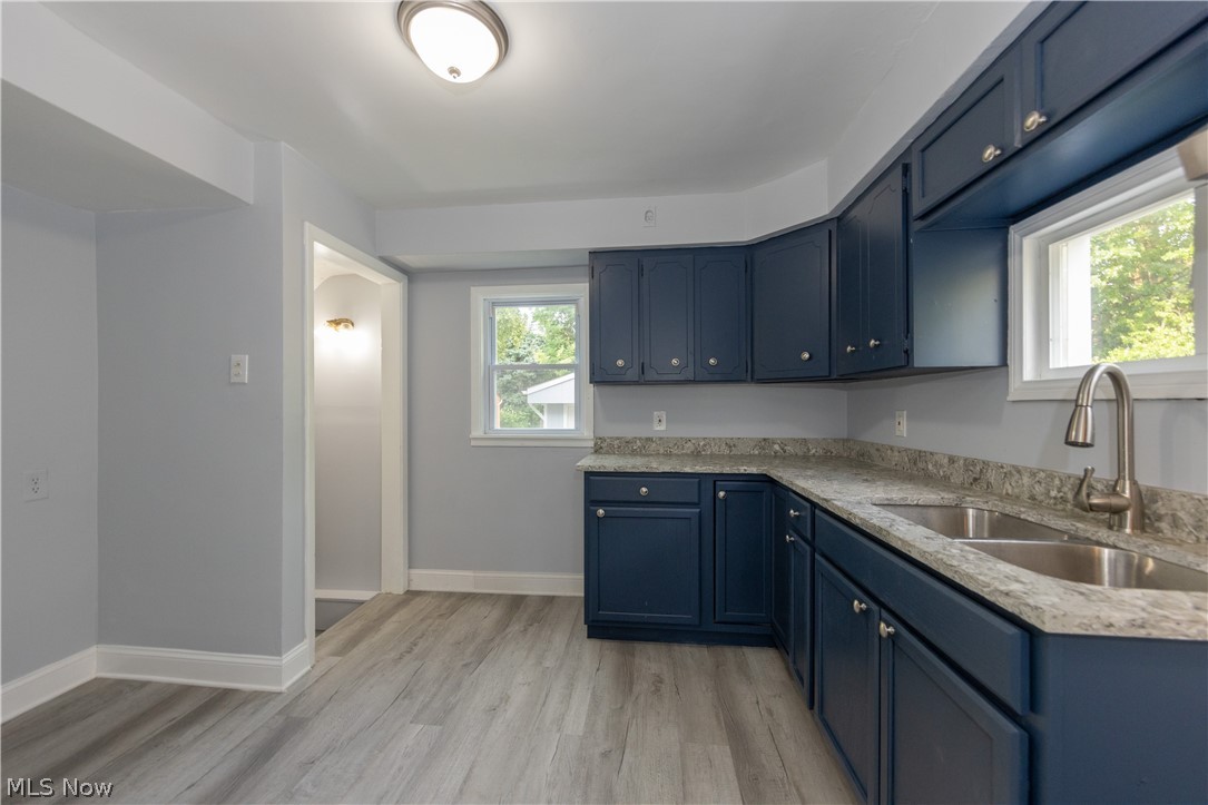 1677 Hillview Road Cleveland OH 44112