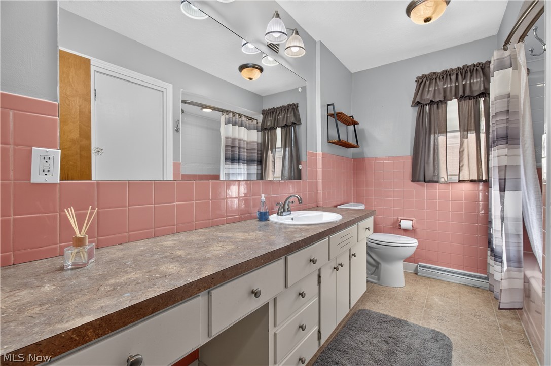 2007 Colonial Parkway NE Massillon OH 44646