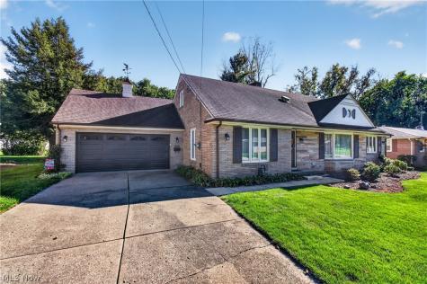 2007 Colonial Parkway NE Massillon OH 44646