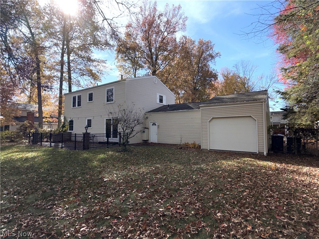 600 Burning Oaks Drive NE Warren OH 44484