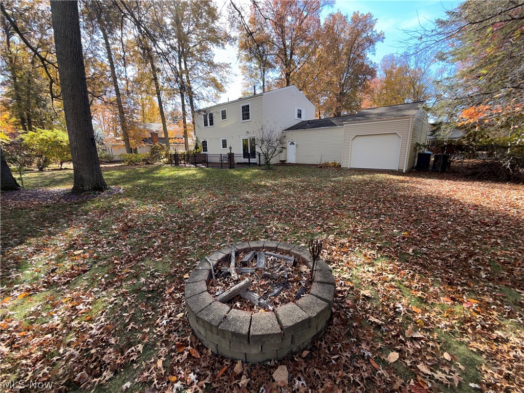 600 Burning Oaks Drive NE Warren OH 44484