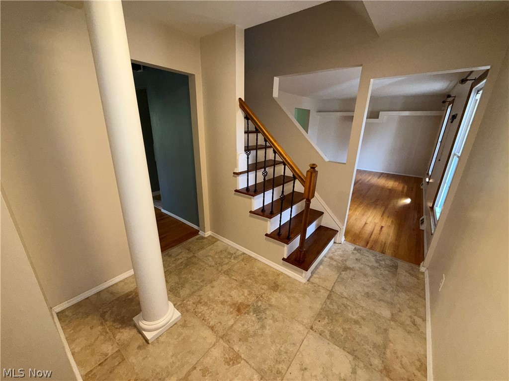 600 Burning Oaks Drive NE Warren OH 44484