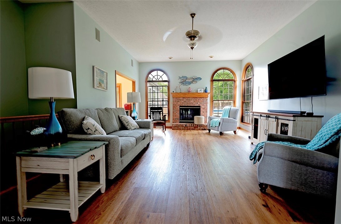 113 Barrington Court Elyria OH 44035