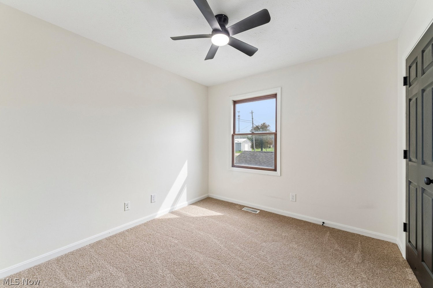 950 Douglas Street Vermilion OH 44089