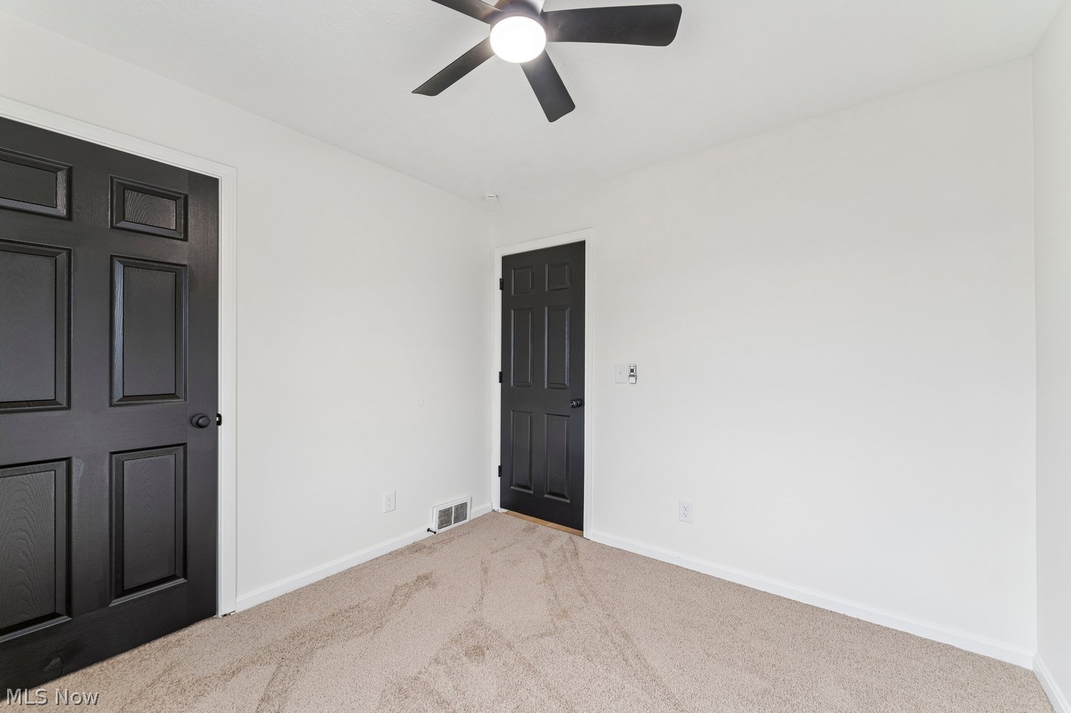 950 Douglas Street Vermilion OH 44089