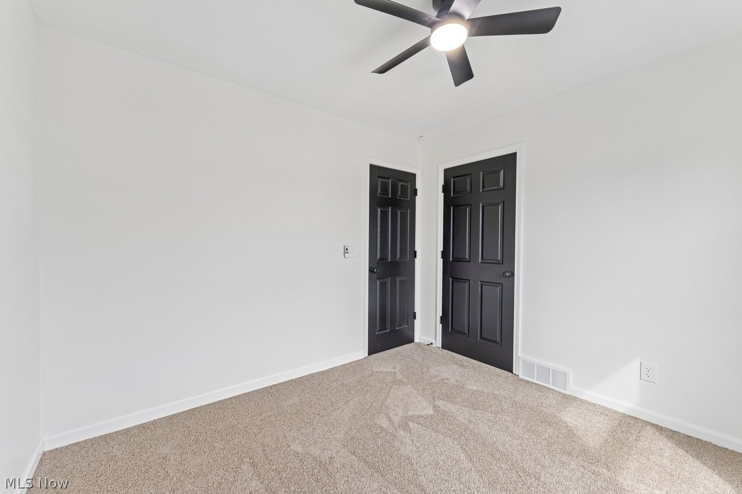 950 Douglas Street Vermilion OH 44089