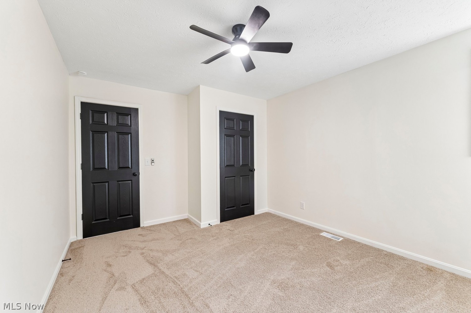 950 Douglas Street Vermilion OH 44089
