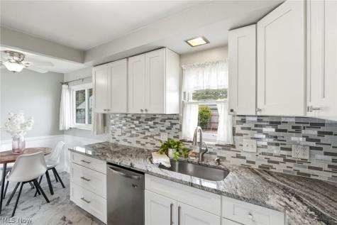 4728 Brookhigh Drive Brooklyn OH 44144