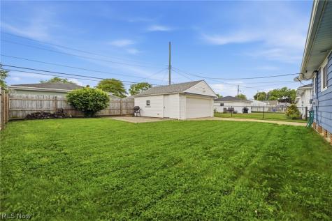 4728 Brookhigh Drive Brooklyn OH 44144