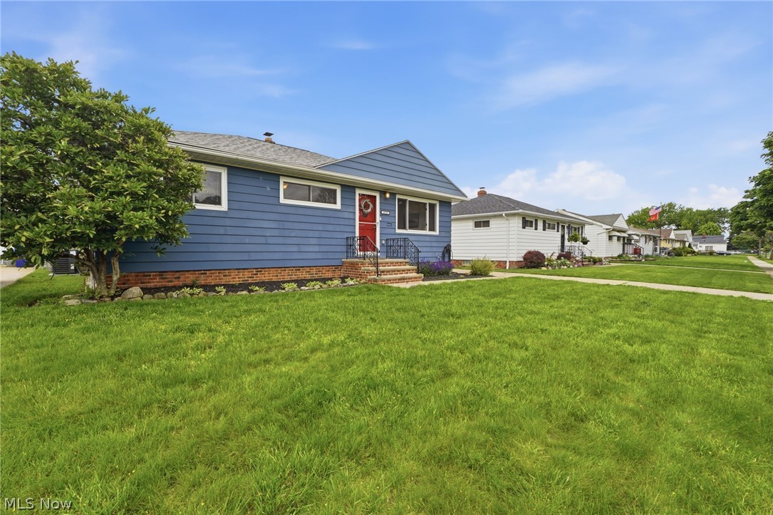 4728 Brookhigh Drive Brooklyn OH 44144