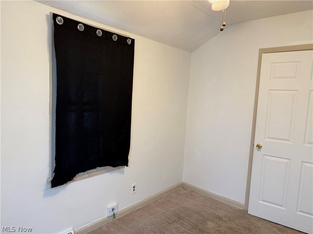 438 Grant Street Mcdonald OH 44437