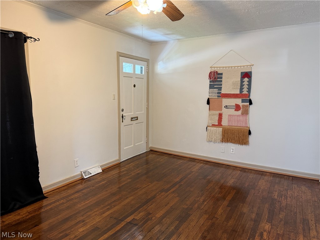 438 Grant Street Mcdonald OH 44437